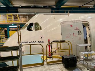 Spojrzałem na Airbusa A380... z góry. To tutaj naprawia się największe samoloty pasażerskie na świecie