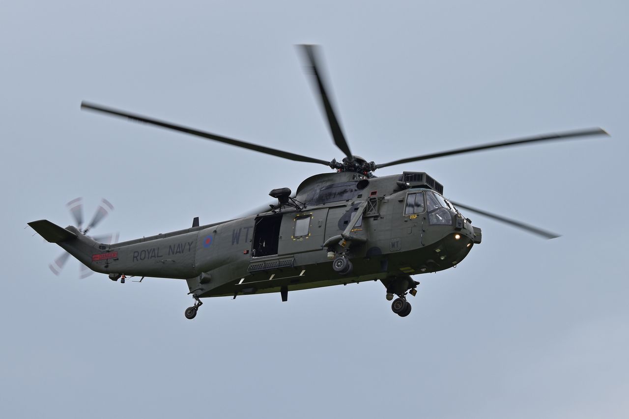 Germany to send military helicopters to Ukraine. "First delivery of this type"