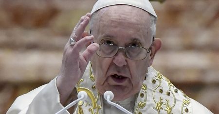 "Skandaliczne". Papież Franciszek w Wielkanoc przemówił do świata