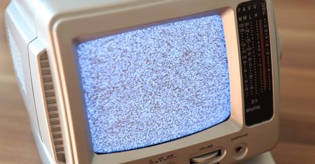 Serwis telewizji DVB-T2. Nie reguluj odbiornika
