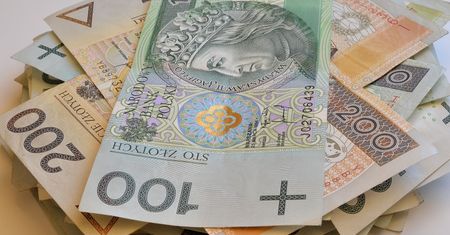 Więcej ofert pracy. Mniej benefitów i ogłoszeń z wysokimi wynagrodzeniami