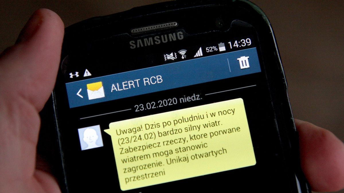 Alert RCB ma ostrzegać Polaków przed niebezpieczeństwem
