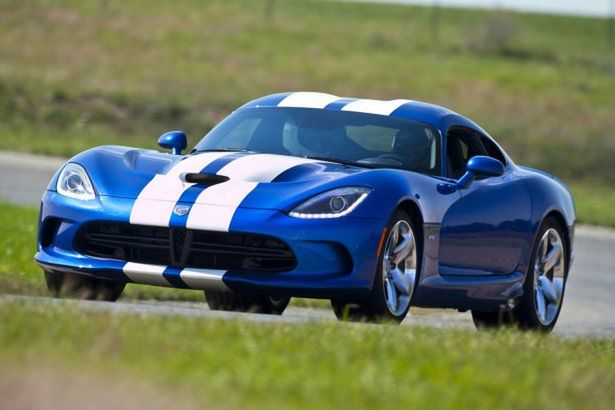 SRT Viper tylko u 5% dilerów w USA - problemy z tożsamością?