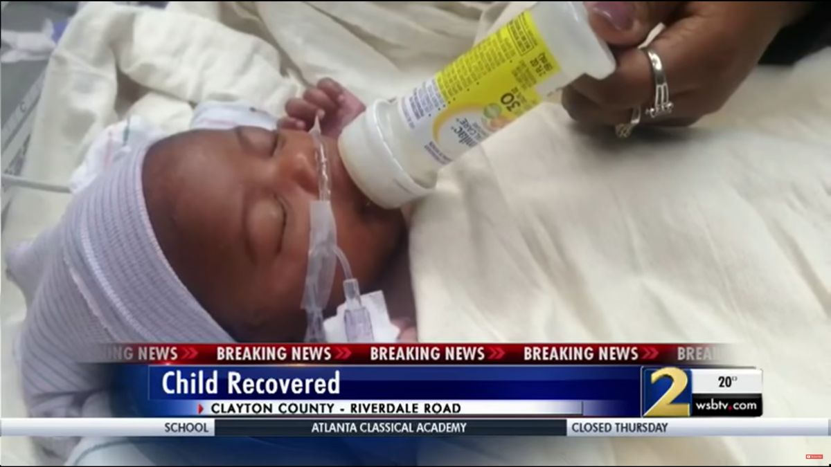 Fotograf pomógł odnaleźć dzieci ze skradzionego samochodu 1