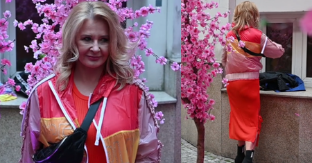 Młodzieżowa Majka Jeżowska przebiera się przed wejściem na galę Miss Warszawy