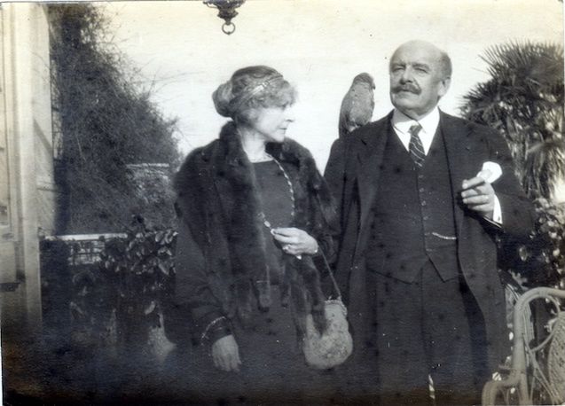 Jan Reszke z żoną Marią i nieodłączną papugą © © Fundacja imienia Edwarda, Jana Józefiny Reszków
