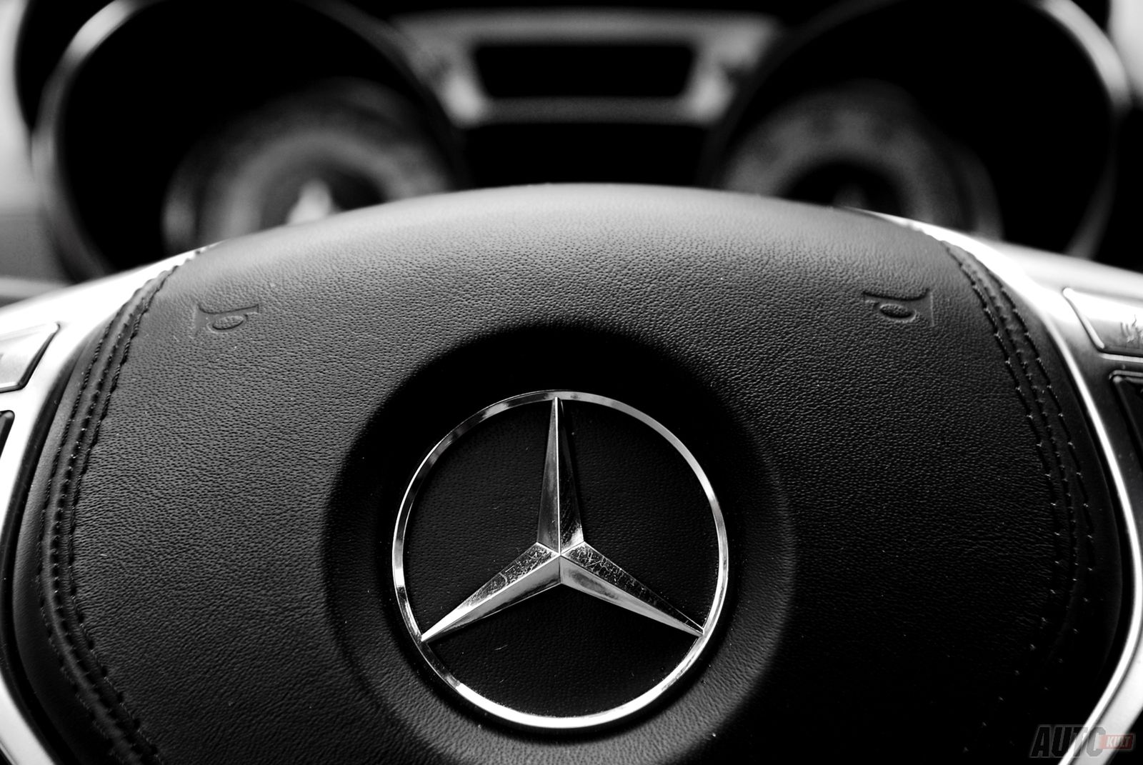 Mercedes-Benz SL500