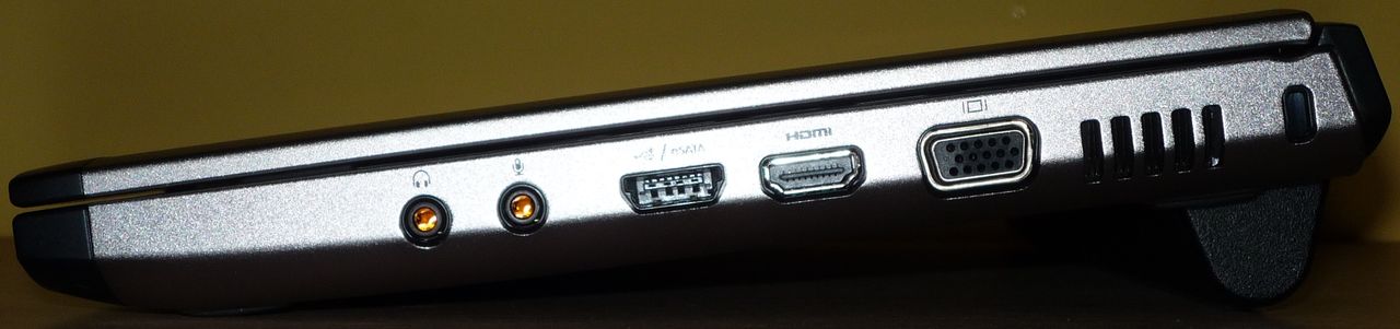 Dell Vostro 3350 - ścianka prawa (2 x audio, eSATA/USB 2.0 combo, HDMI, VGA, Kensington Lock)