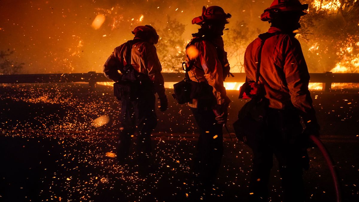 Zdjęcie dnia. Gigantyczny pożar kanionu Silverado 1