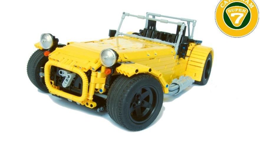Caterham Seven z klocków Lego (fot. shepoo.es)