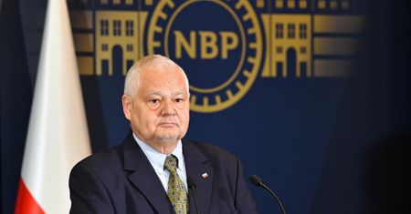 Jarosław Gowin o prezesie NBP. "To przedstawiciel obozu rządowego"