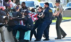 Protesty pod Chicago. Doszło do starć z policją