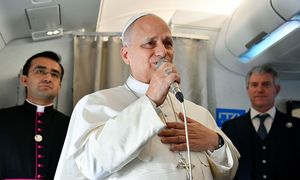 Dramatyczne doniesienia z Algierii. Podwójny zamach podczas wizyty papieża