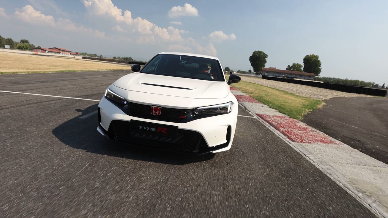 Test: Honda Civic Type R - oficjalne dane to jeszcze tajemnica