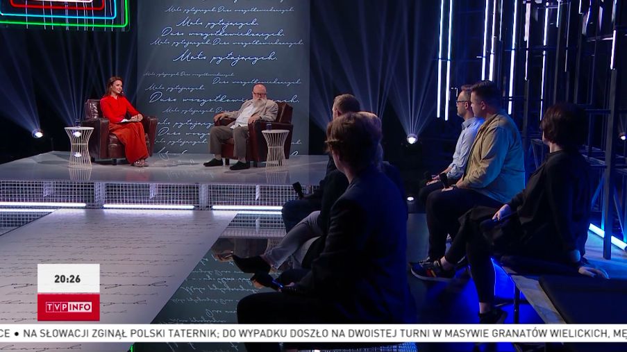 Jerzy Bralczyk na antenie TVP Info. Padły zaskakujące słowa