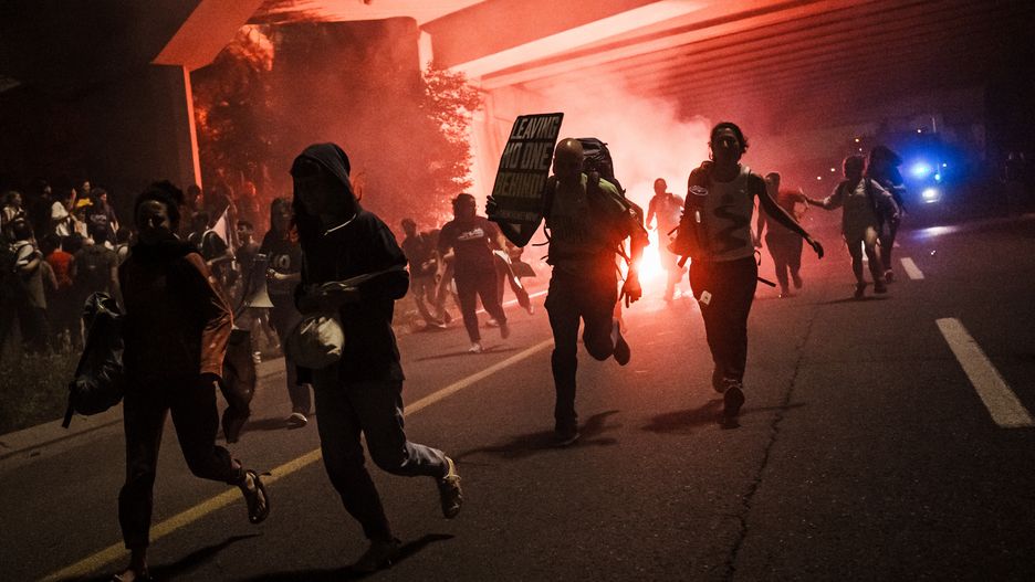 Po protestach przeprowadzonych 31 marca demonstranci rozbili  przed parlamentem w Jerozolimie  setki namiotów