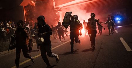Marsz na rezydencję Netanjahu. Demonstranci starli się z policją