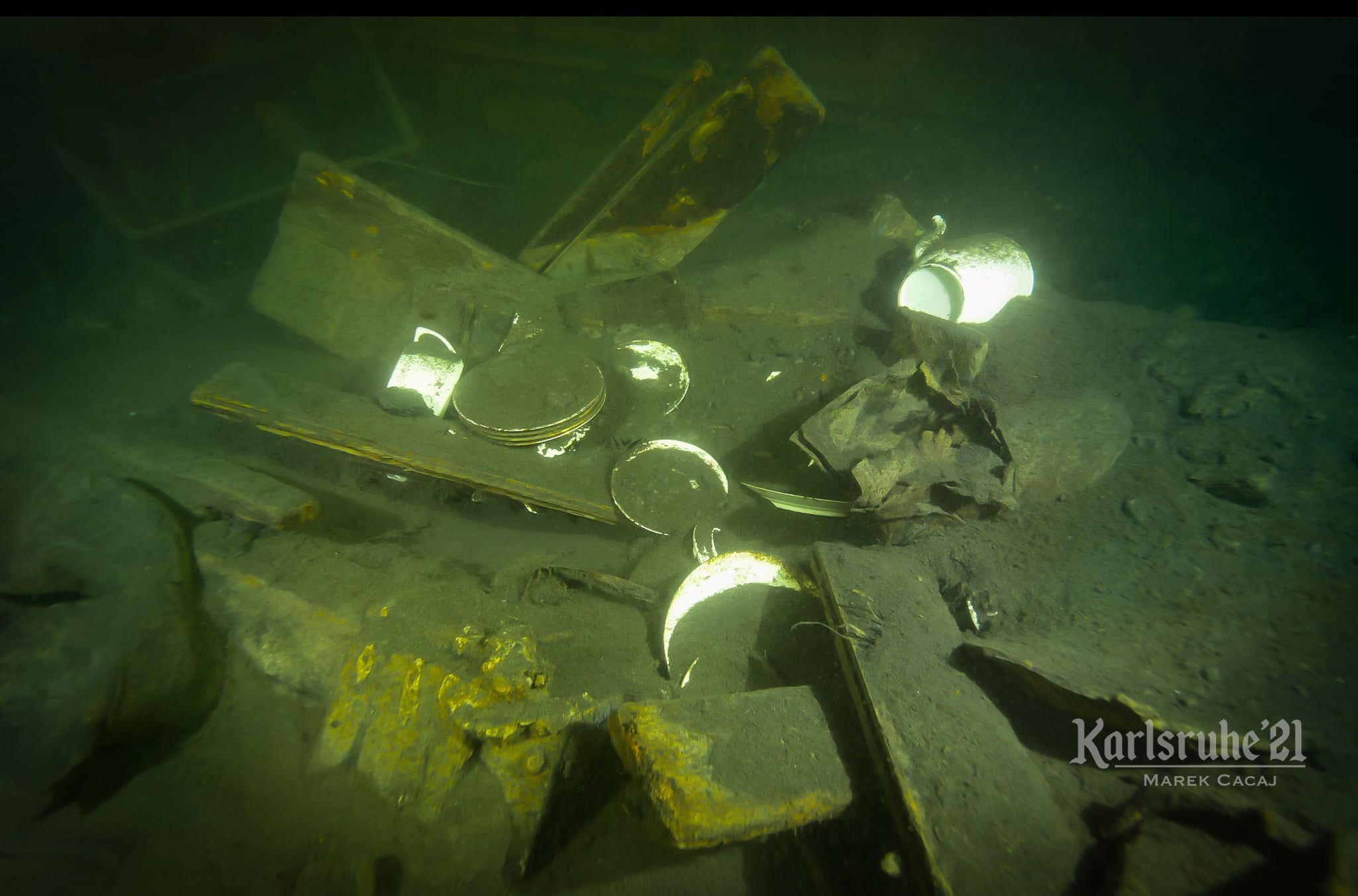 facebook.com/baltictech Wrak Karlsruhe ot. Marek Cacaj