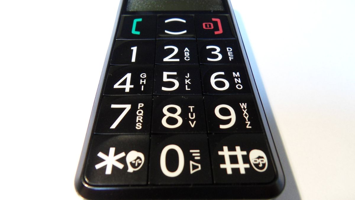 Global Technology Mayor - telefon dla seniora [test] 1