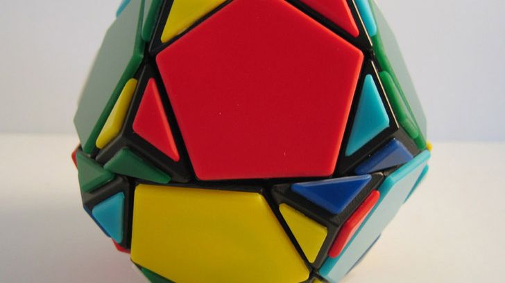 Pentulitmate – wariacja na temat kostki rubika 1