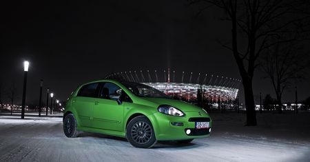 Fiat inwestuje i zabija Punto