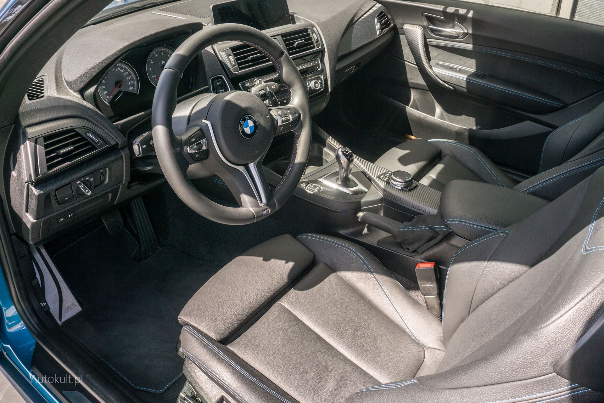 BMW M2 (2016)