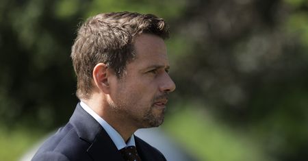 Rafał Trzaskowski mógł wygrać z Andrzejem Dudą? "Miał wykraść się sztabowcom"