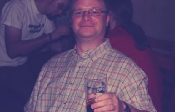 Łukasz Warzecha jako „twarz Szydło” w internetowym spocie. „Będą kroki prawne”