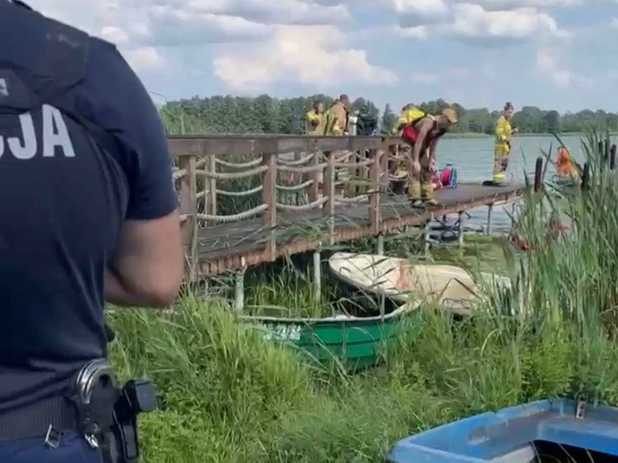Jezioro Symsar: Nie żyje 31-latek, który wypadł z roweru wodnego