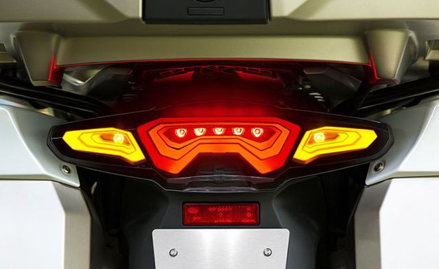 Technologia OLED w motocyklach BMW