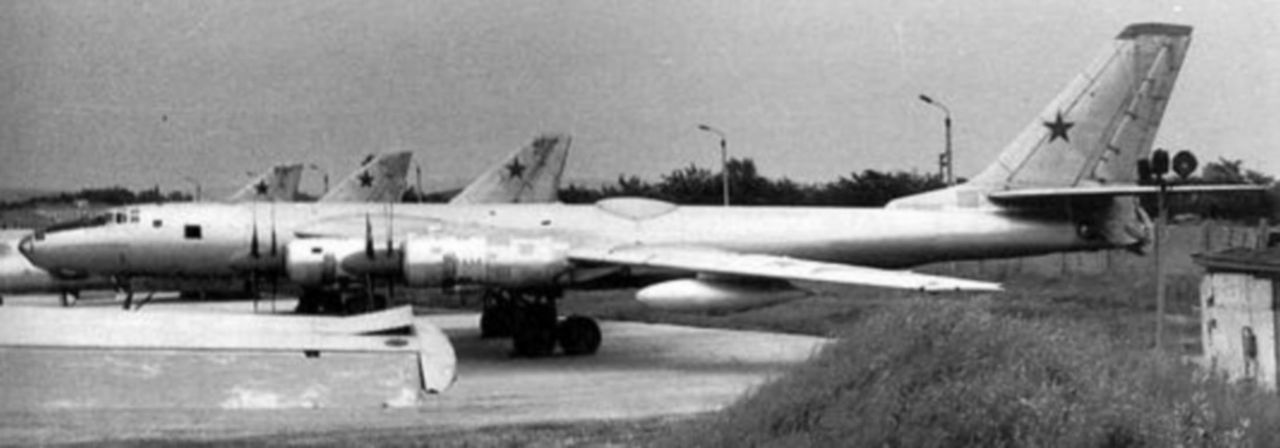 Zdjęcie eksperymentalnego Tu-95LAL