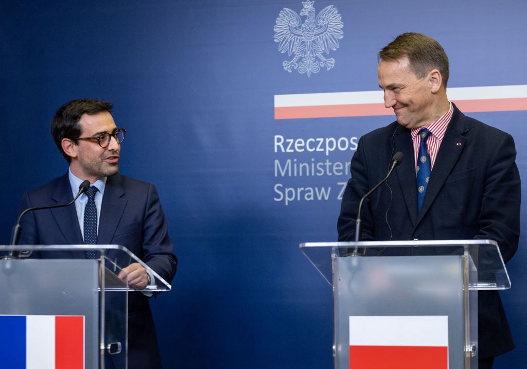 "Francuzi mocno naciskają". Zwrot ws. atomu