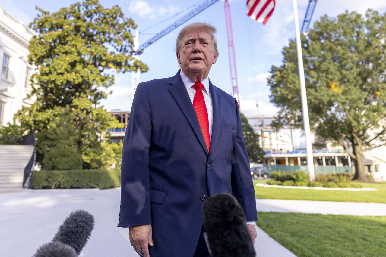 Wizerunkowy problem Trumpa na ostatniej prostej przed wyborami. Są dane o inflacji