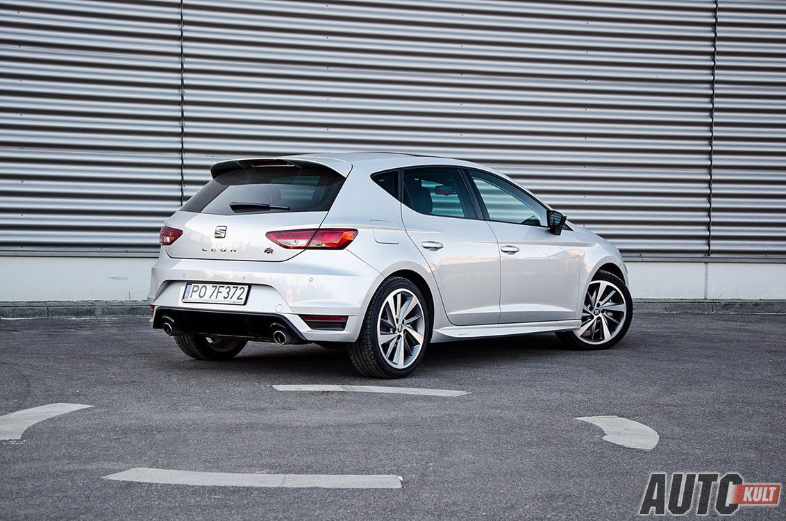 Seat Leon FR ze 180-konną odmianą silnika 1.8 TSI przyspieszył do setki w czasie 7,8 s na zimowych oponach.