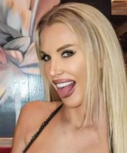 Obcisłe wdzianko i nic więcej. Tak Aneta Glam pozowała do zdjęć