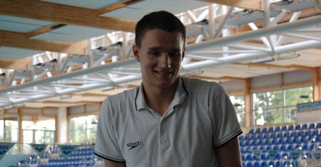 Nigdy nie zobaczy żony ani synka. Niewidomy Marcin Ryszka jest komentatorem sportowym