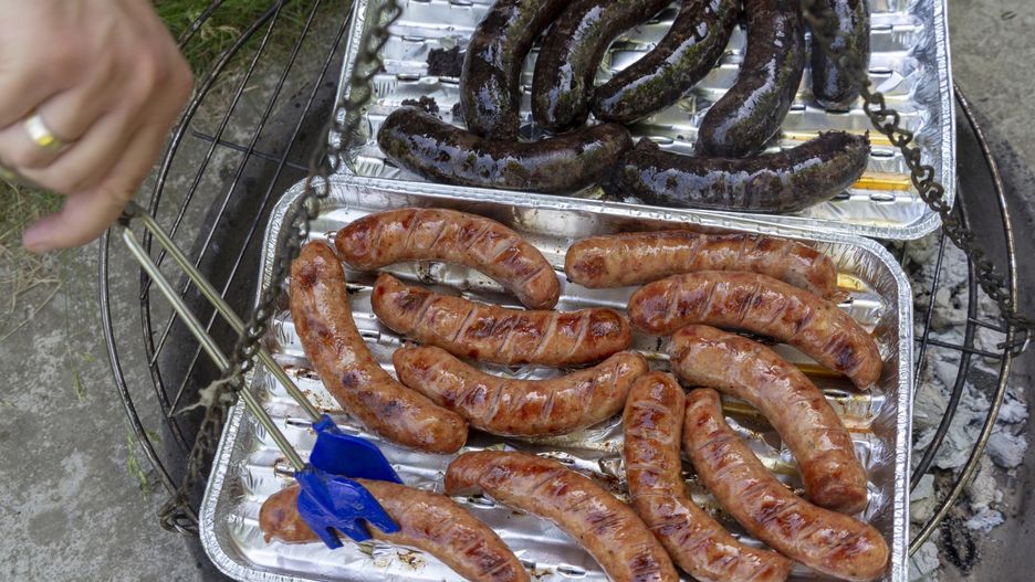 Aluminiowe tacki na grilla to przydatny wynalazek