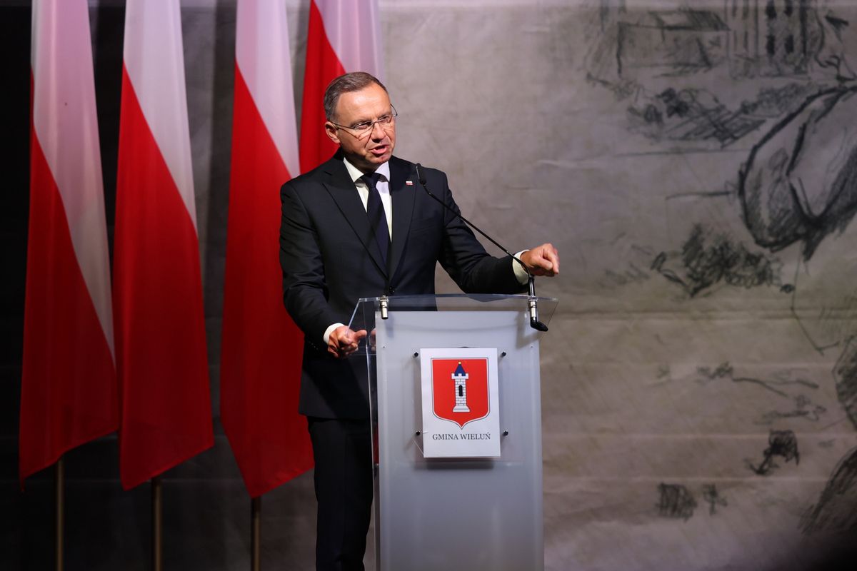 rocznica wybuchu II wojny światowej, Andrzej Duda Postanowili brutalnie zmiażdżyć Polaków. Mocne słowa Andrzeja Dudy w Wieluniu