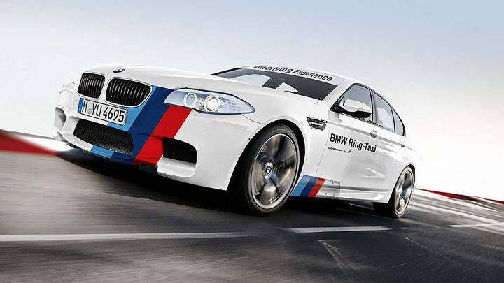 BMW M5 (F10) jako Ring-Taxi