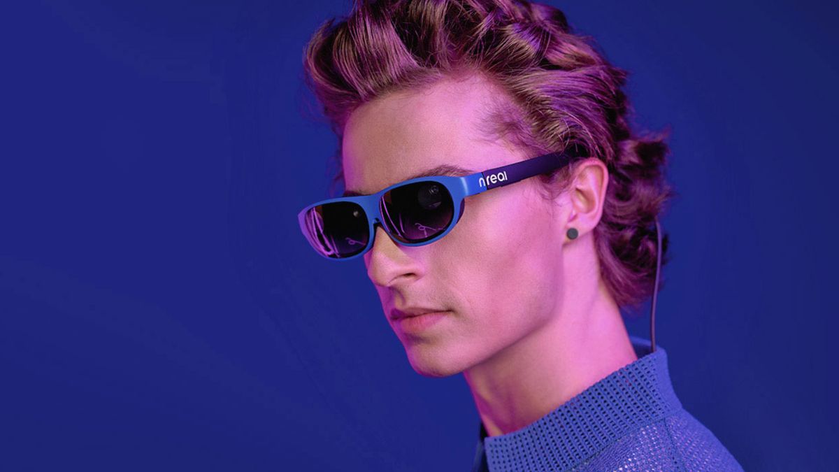 Przeszkadza Ci bródka w smartfonie? Poczekaj na pierwsze okulary AR... 1