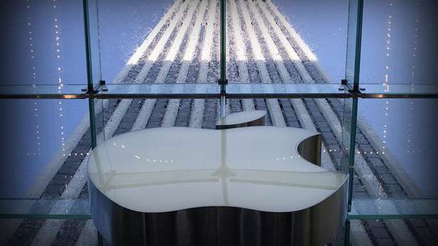 Filmowe podsumowanie kariery Steve’a Jobsa. Zobacz najciekawsze materiały wideo 1