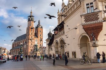 Pogoda w Krakowie. Prognoza na środę 1 lipca. Gorące przedpołudnie, po południu burze