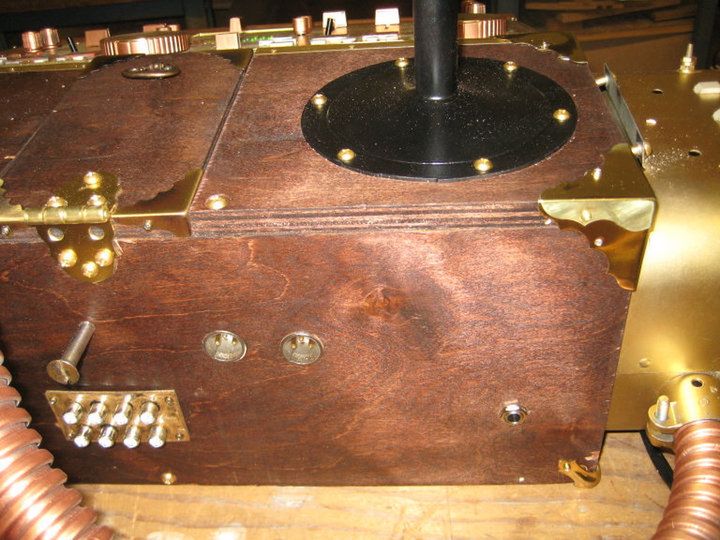 Steampunk-DJ-set-up