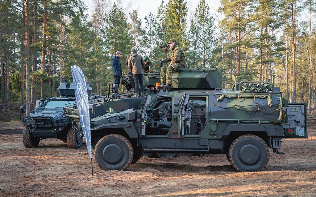 MS i Arma uzbrojone będą w wkm kal. 12,7 mm.