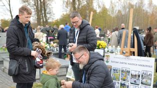 Bełchatów: Dzień Zaduszny na cmentarzu. Trwa kwesta