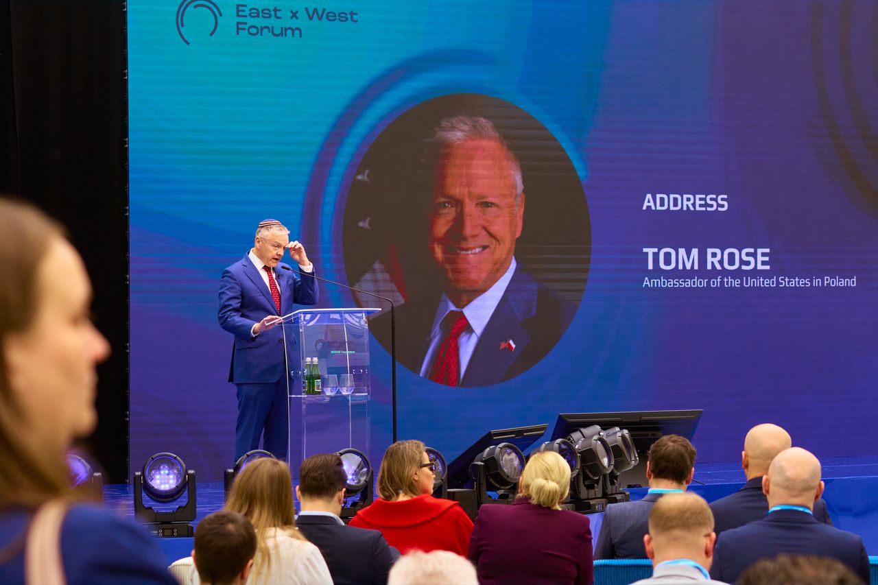 Architekci strategicznego dialogu: Dlaczego wielki biznes potrzebuje partnerów klasy Deep Grey Events? | East x West Forum 2026