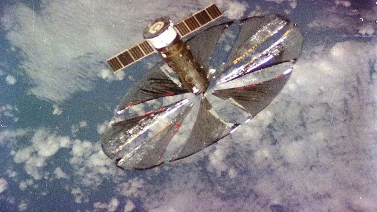 Znamya-2