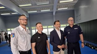 Wojewoda podlaski wprowadza pionierskie szkolenia dla ratowników medycznych