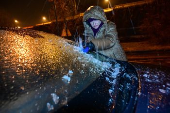 Wielkopolska walczy z gołoledzią. Odnotowano ponad 200 kolizji