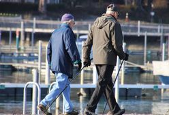 Etapy odmrażania gospodarki. Godziny dla seniorów po zmianach. Kiedy seniorzy zrobią zakupy?